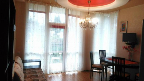 Apartment na Griboedova 10b